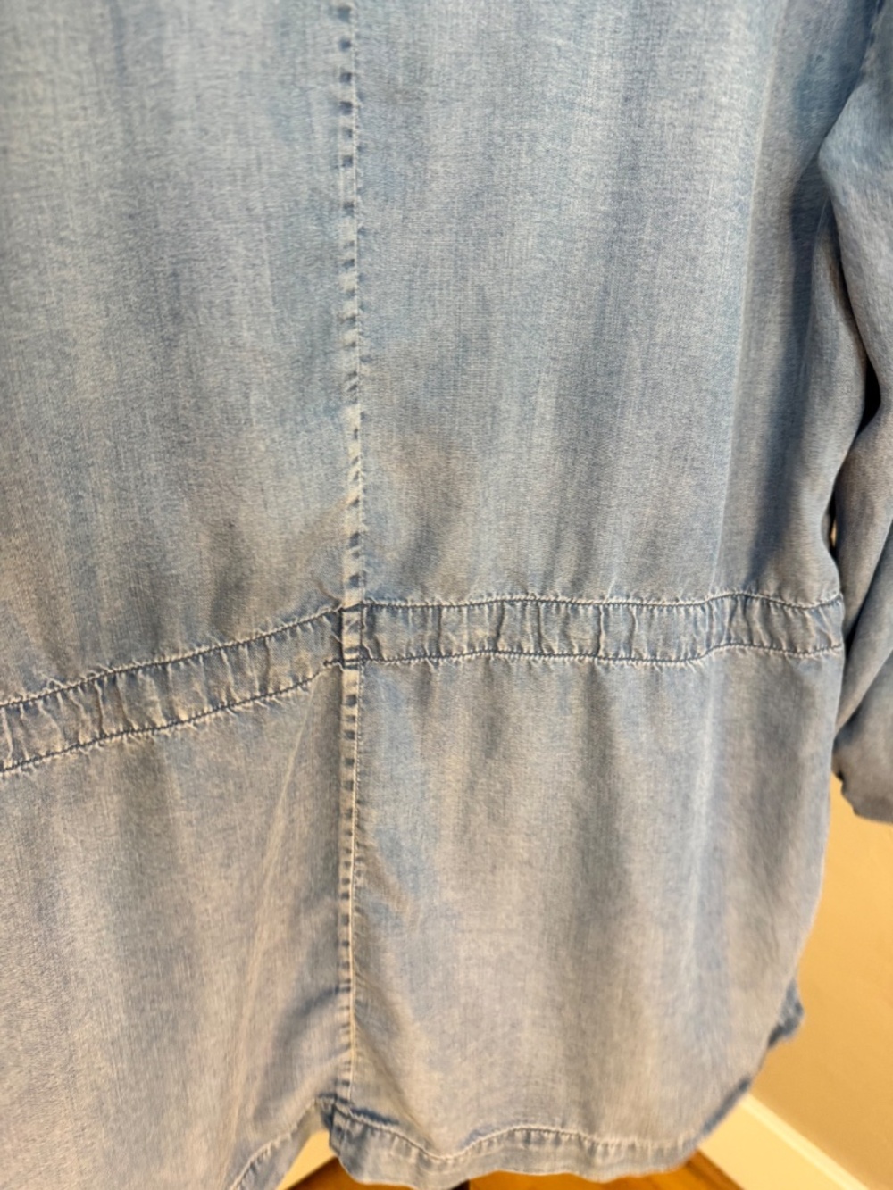 KUT from the Kloth Light Wash Chambray Draped Open Utility Jacket Medium - Picture 3 of 8